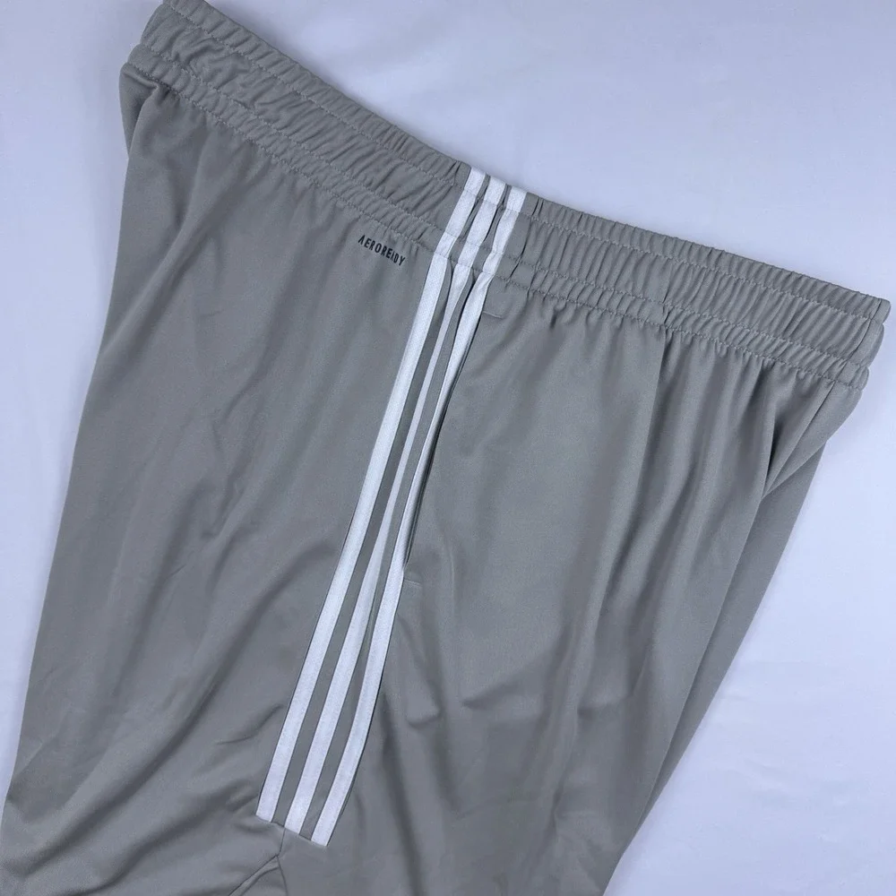 Adidas Men's Legends 3 Stripe Basketball Shorts Athletic Metal Grey‎ 2XL 9